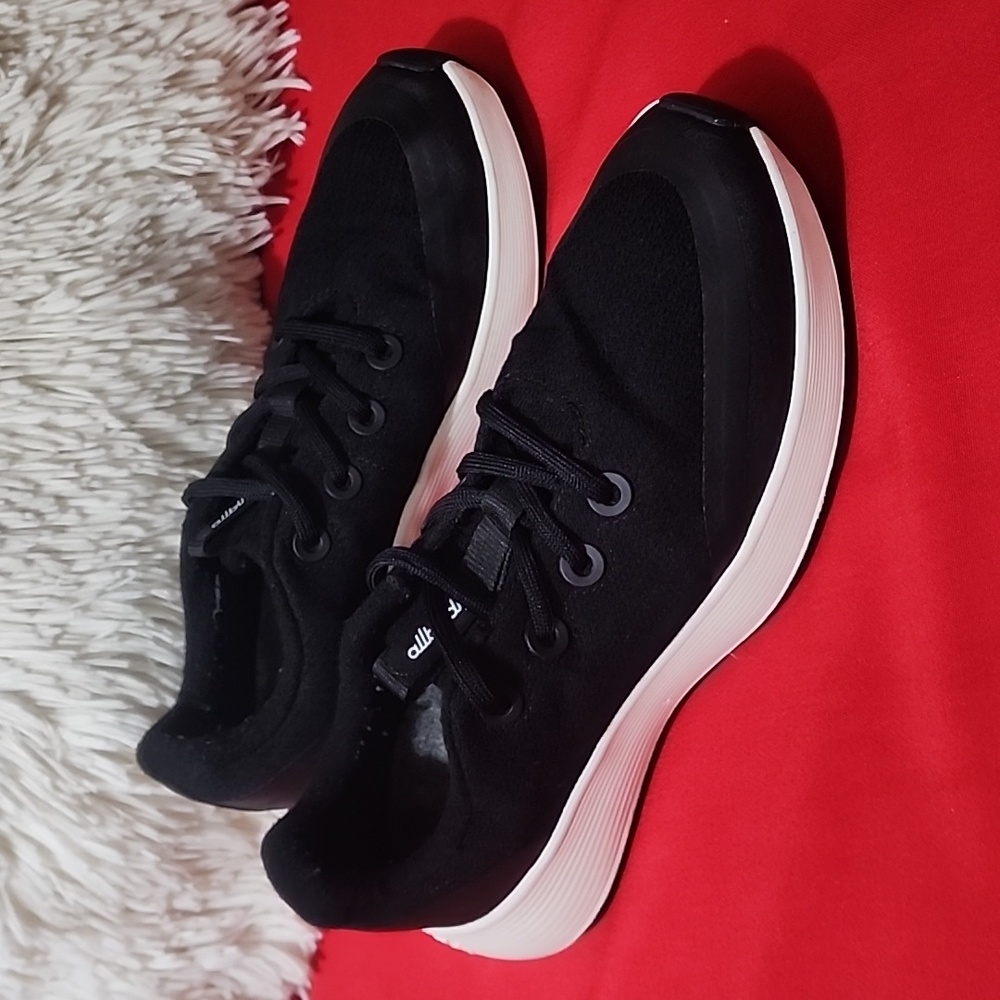 allbirds Men's Wool Runner Protect - Picture 2 of 10